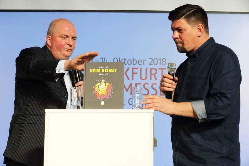 JOERG THADEUSZ, TIM MAELZER BUCHMESSE FRANKFURT PUBLICATIONxNOTxINxUSA  