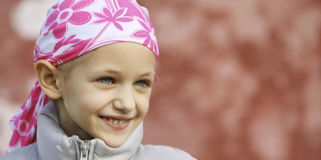 Leukämie bei Kindern: Mädchen mit Blutkrebs.