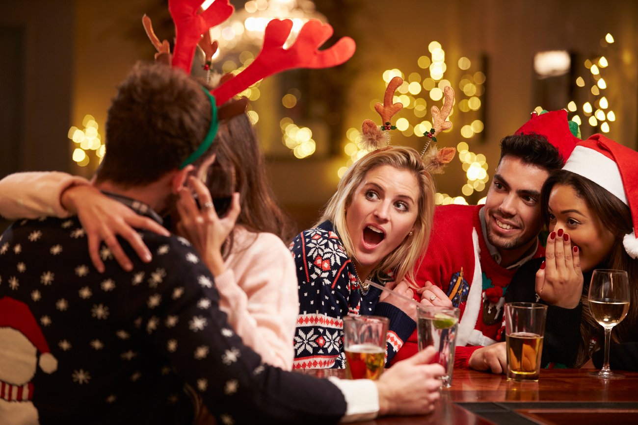Sex auf der Weihnachtsfeier Sex auf der Weihnachtsfeier