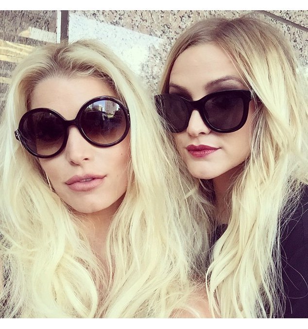 Jessica Simpson mit ihrer Schwester Jessica Simpson mit ihrer Schwester