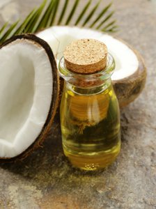 Achseln aufhellen mit Kokosöl Achseln aufhellen mit Kokosöl
