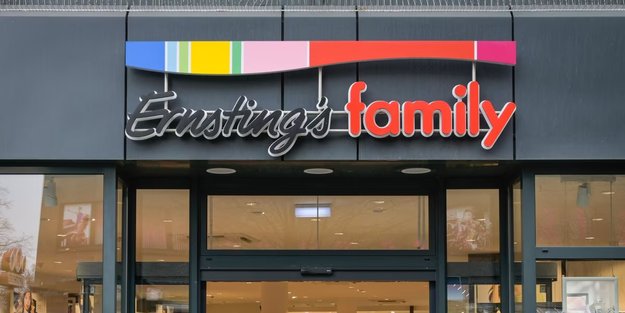 Must-have im Frühling: Diese schicken Sandalen in Rosa von Ernsting's family bezaubern mit Komfort