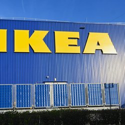 Zauberhafte Atmosphäre: Diese Akku-Leuchte von Ikea sorgt für Licht in deiner Lieblingsfarbe