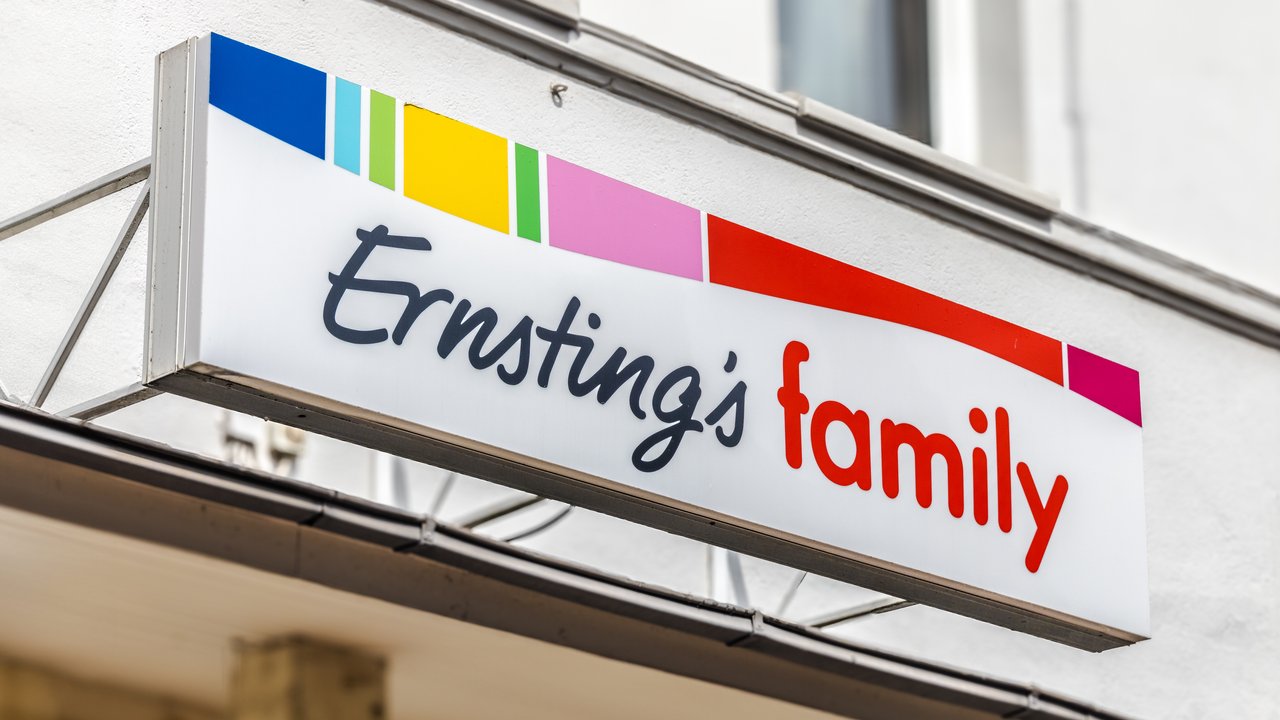 Dieser Kerzenhalter von Ernsting's family überrascht mit exklusivem Glas-Design.