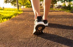 An Den Beinen Abnehmen 6 Effektive Ubungen Und Diat Tipps Desired De