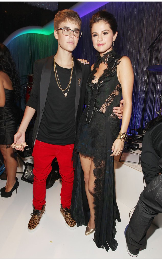 Justin Bieber und Selena Gomez im August 2011 Justin Bieber und Selena Gomez im August 2011