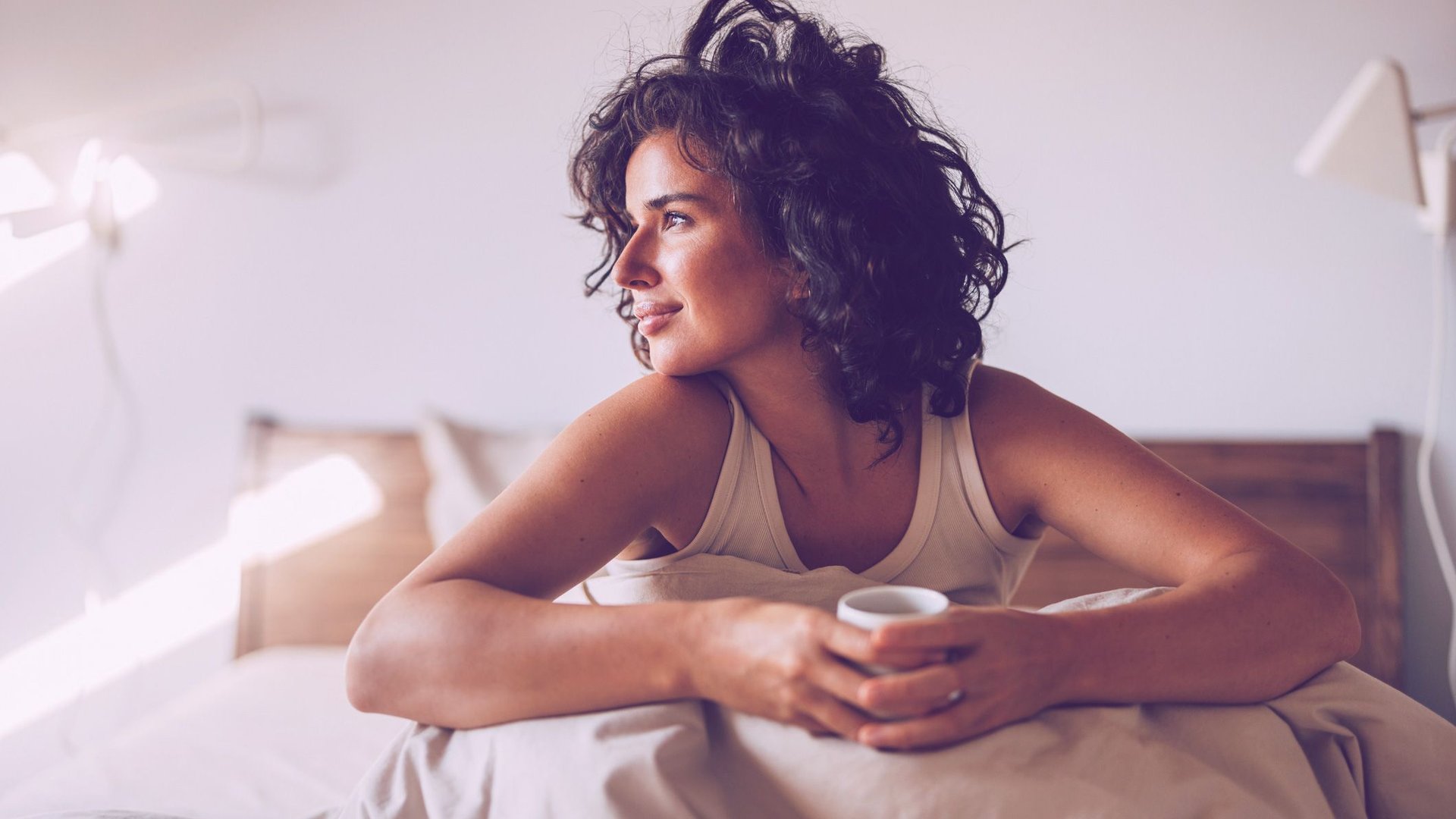 Kaffee-Lover-gute-Nachrichten-Kaffee-macht-laut-Wissenschaft-morgens-wirklich-gl-cklicher