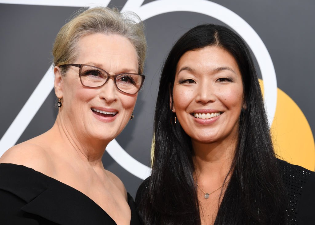 Meryl Streep und Ai-Jen Poo bei den Golden Globes
