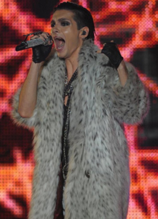 Bill Kaulitz singt Bill Kaulitz singt
