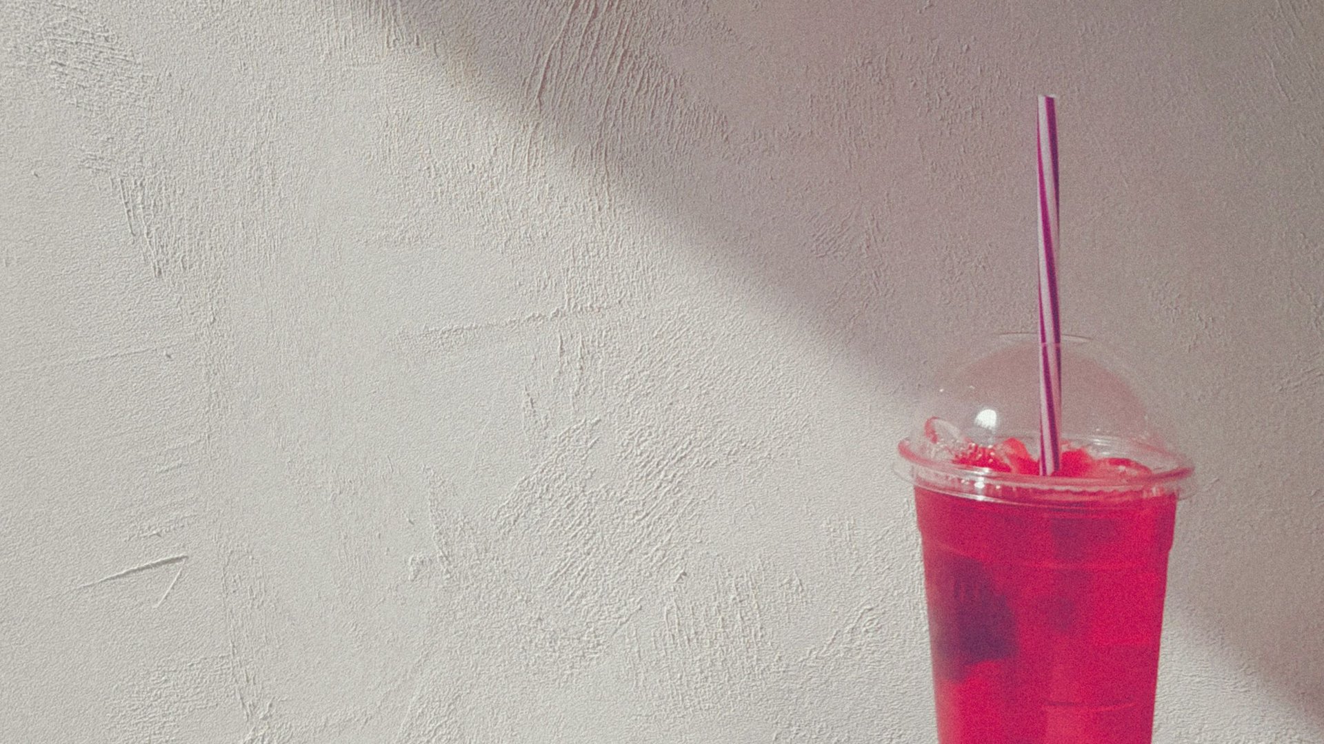 Sch-n-mit-jedem-Schluck-Nat-rliche-Beauty-Drinks-mit-denen-du-richtig-glowst