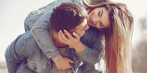 Warum die Gen Z jetzt auf „Echo Dating“ setzt – und wir das alle sollten