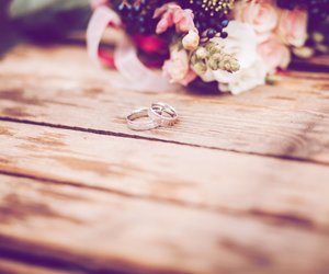 Hölzerne Hochzeit: Geschenke und Sprüche zum 5. Hochzeitstag