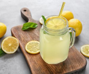 Abnehmen mit der Zitronensaftkur: Ist das gesund?