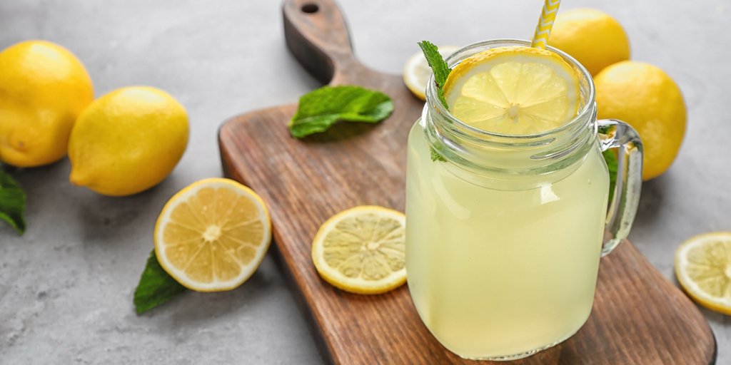 Saft zur Reinigung des Dickdarms und zum Abnehmen in 7 Tagen