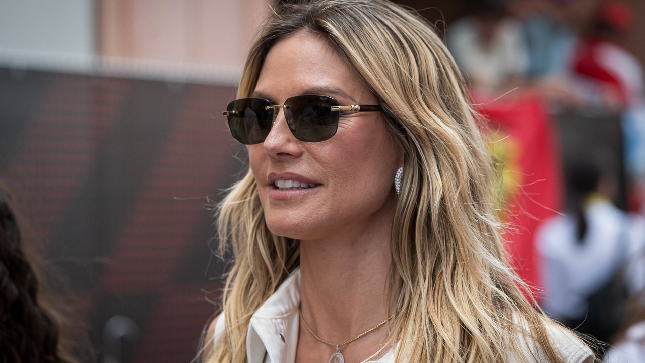 Heidi Klum im lässigen Street Style. 