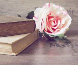 5 aktuelle Liebesromane, die deine Frühlingsgefühle wecken