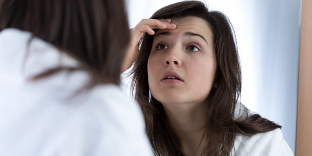 Stirnfalten: Was tun gegen die Runzeln? 5 Tipps