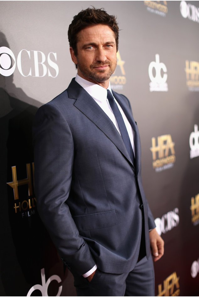 Gerard Butler in einem sexy Smoking Gerard Butler in einem sexy Smoking