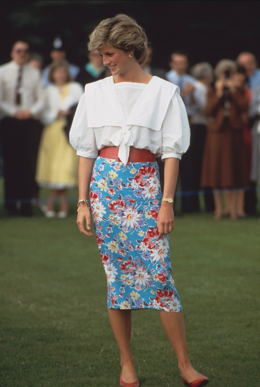 Prinzessin Diana: 10 Looks, die jetzt wieder total im Trend sind - Statement-Kragen