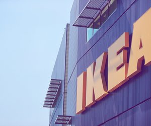 DIY-Sitzbank: So verwandelst du ein Ikea-Regal in ein Designerstück für den Flur