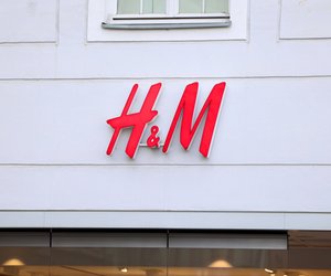 Diese rosa Jeansjacke von H&M wäre für Hermine Granger ein Must-have