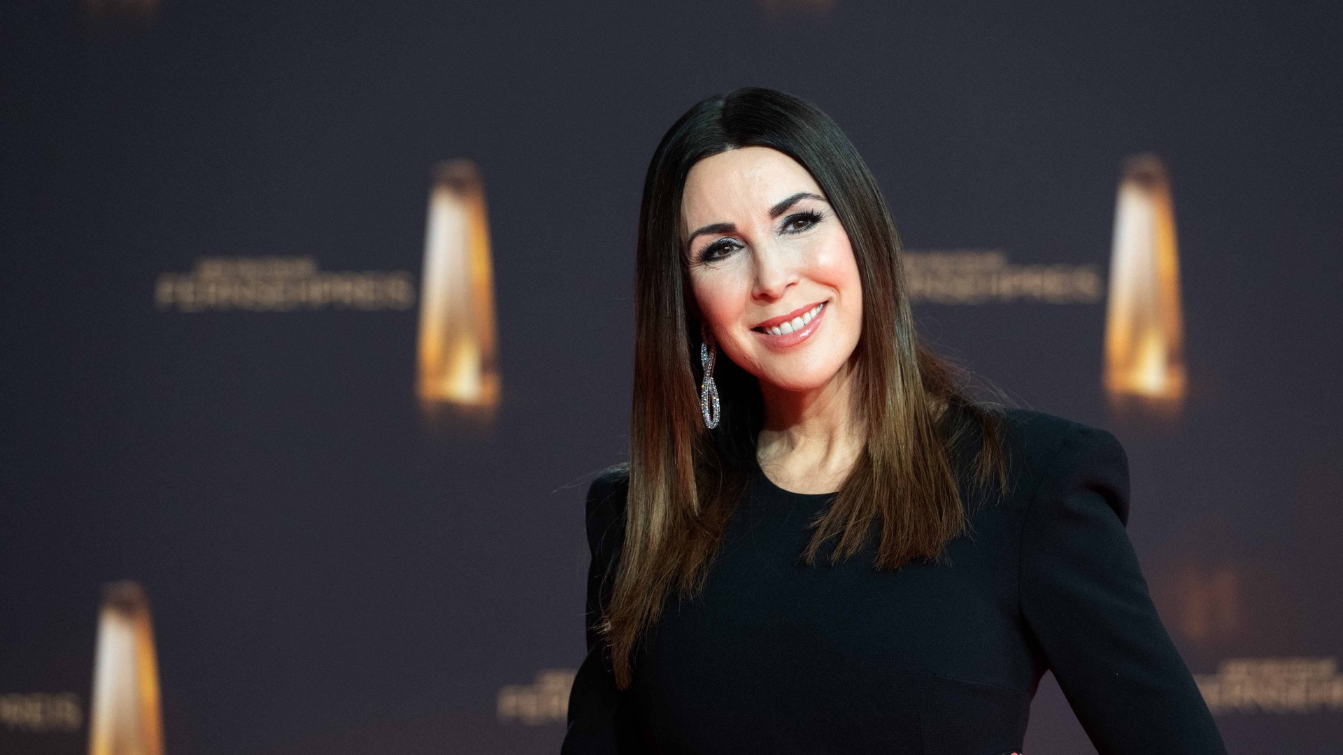 Der-Winter-strapaziert-deine-Haare-G-nn-ihnen-mit-der-Pflege-von-Judith-Williams-eine-Auszeit