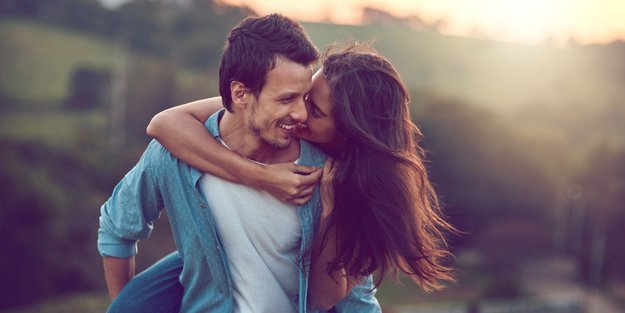 Liebe auf den ersten Blick: 6 Bücher mit „Insta Love“