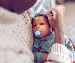 Bezugspersonen beim Baby: Zwischen enger Bindung und Fremdeln