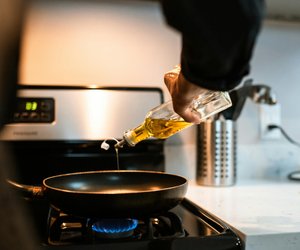 Antihaftbeschichtung bei Pfannen: So brennst du sie ganz leicht selbst ein
