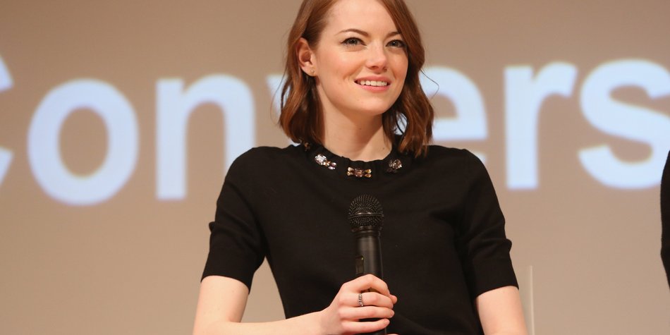 Emma Stone Erklart Ihre Tiefe Stimme Desired De