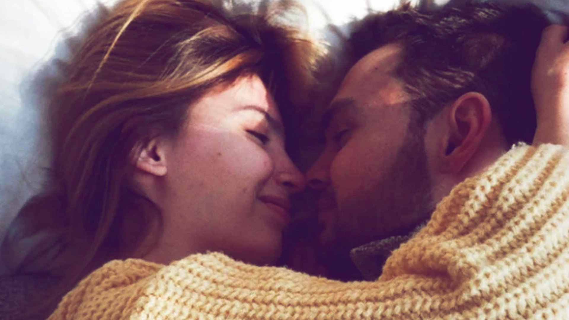 Mit-diesen-4-floralen-Bettw-schen-von-Breuninger-bl-ht-dein-Schlafzimmer-auf