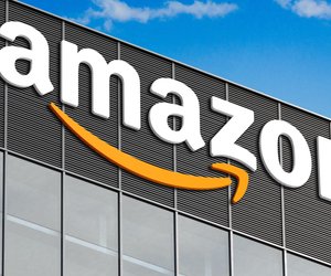 Diese Amazon-Beleuchtung macht deinen Pool am Abend zum Hingucker