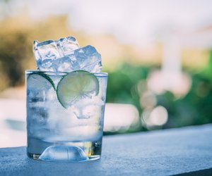 Kalorien von Gin: Was steckt im waldig-herben Getränk?