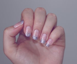 Glitzer&#x20;macht&#x20;gl&#x00FC;cklich&#x3A;&#x20;Diese&#x20;funkelnden&#x20;Nagellacke&#x20;sind&#x20;so&#x20;sch&#x00F6;n&#x20;f&#x00FC;r&#x20;die&#x20;Feiertage