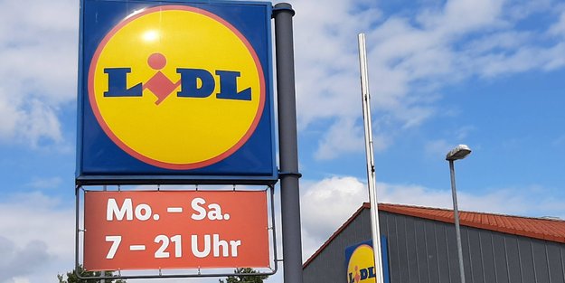 Darf in deiner Sport-Ausrüstung nicht fehlen: Praktische Trinkflasche von Lidl