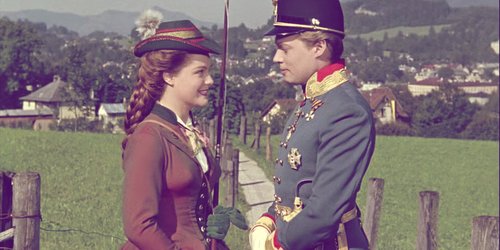 Romantischer Filmklassiker: Wann und wo du „Sissi“ Weihnachten 2024 schauen kannst