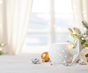 Diese Weihnachtsdeko von Bonprix im edlen Creme‑Gold‑Design bringt dir Magie ins Haus!