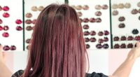 Rote Haare überfärben: Das musst du beachten