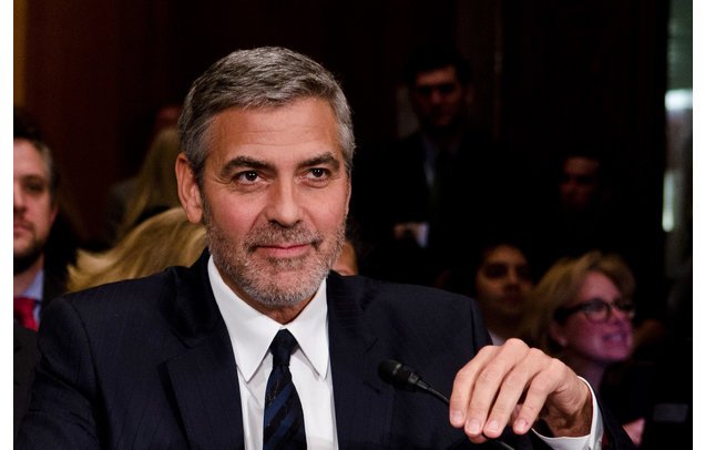 Die meisten Amerikaner würden George Clooney als Präsident vertrauen. Die meisten Amerikaner würden George Clooney als Präsident vertrauen.