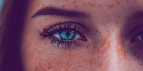 61.000 Bewertungen: Diese Mascara wird bei Amazon gerade ständig geshoppt (zu Recht!)