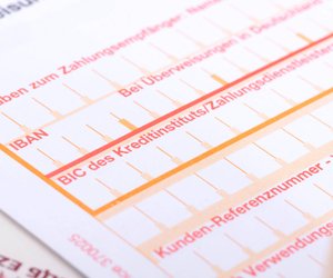 Ist es gefährlich, wenn ich meine IBAN weitergebe?