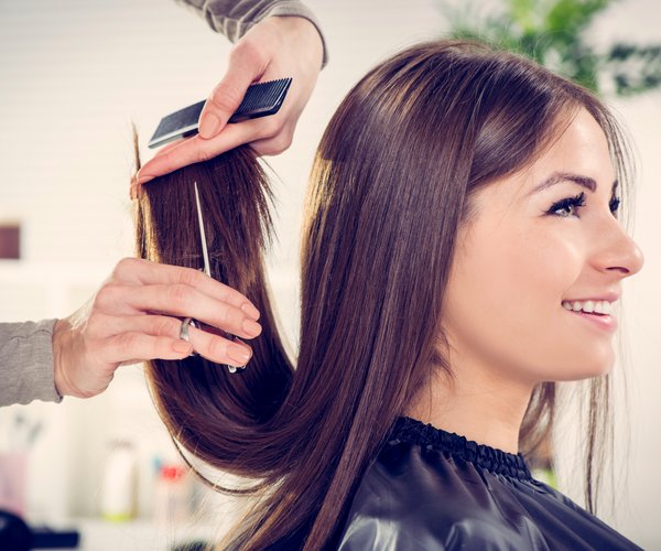 Wie oft zum Friseur Reicht es, wenn ich alle paar Monate gehe?