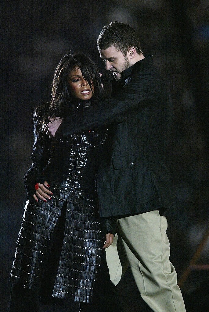 Justin Timberlake legt Janet Jacksons Nippel frei