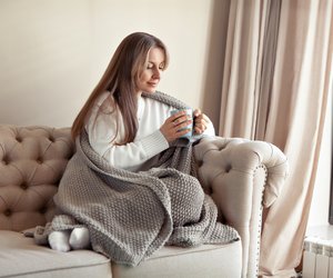 Kuschelig durch den Winter: 4 Gadgets (nicht von Jysk oder Ikea) spenden Wärme, wenn es kalt ist