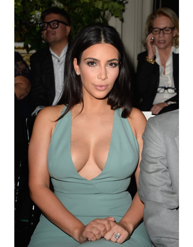 Kim Kardashian bei der Fashion Week in Paris. Kim Kardashian bei der Fashion Week in Paris.